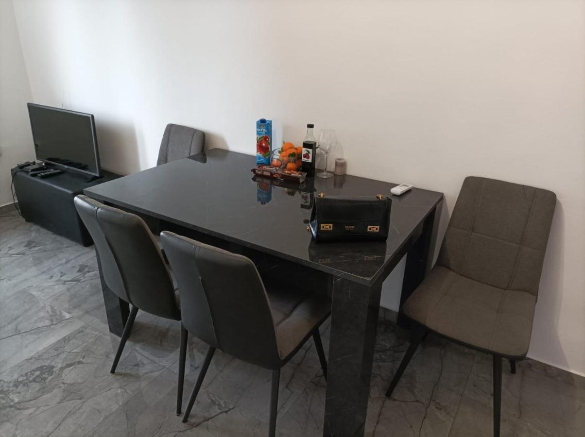 Lilly Apartment Дубровник Екстериор снимка